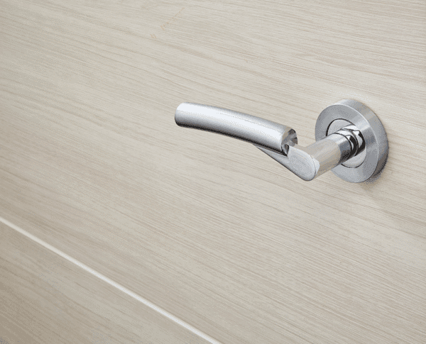Ironmongery Neptune Handle Hardware Pack - Image 2